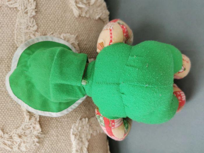 Poupée  pouet  biberon vintage des années 60 vert doudou peluche - photo numéro 3