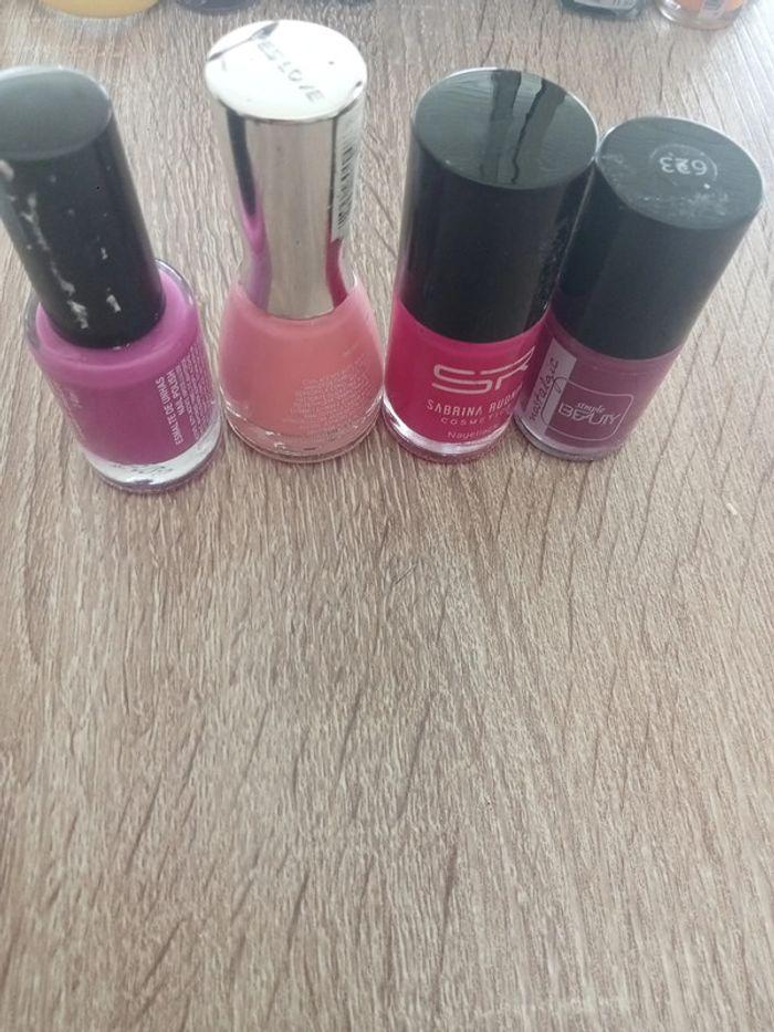 4 vernis a ongle