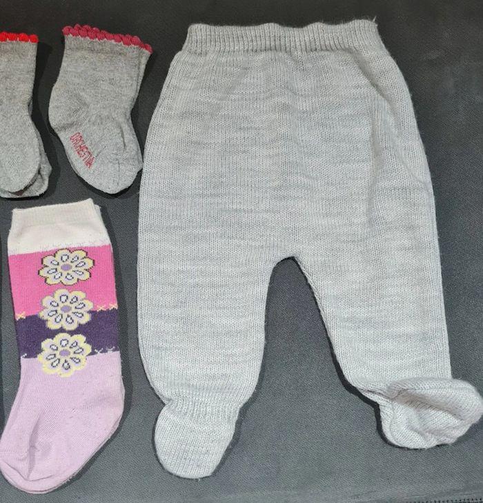 Chaussettes, collant 6 mois point. 17-18 - photo numéro 2