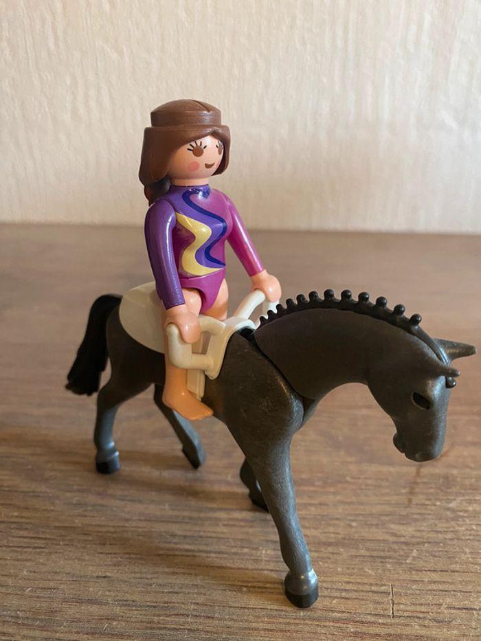 Cheval playmobil - photo numéro 1