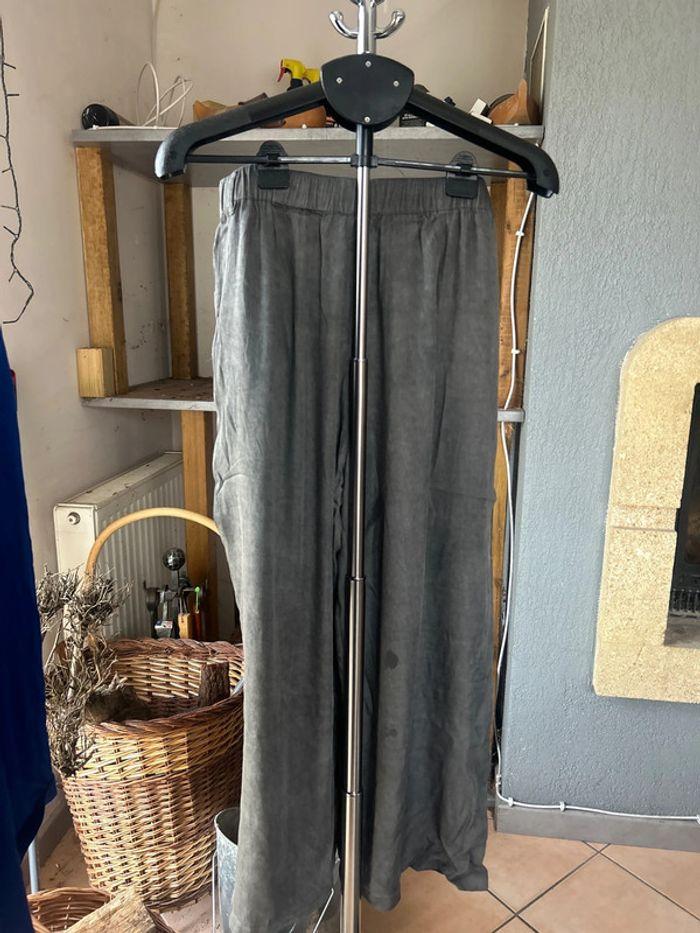 Pantalon gris en viscose - photo numéro 2