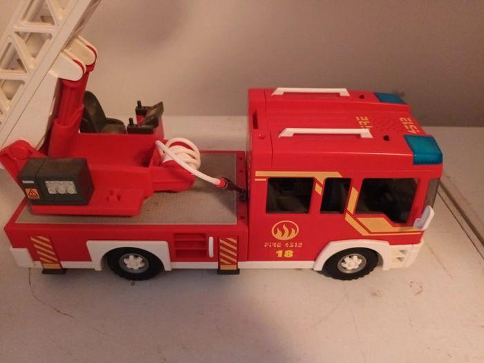 Camion de pompier playmobil - photo numéro 2