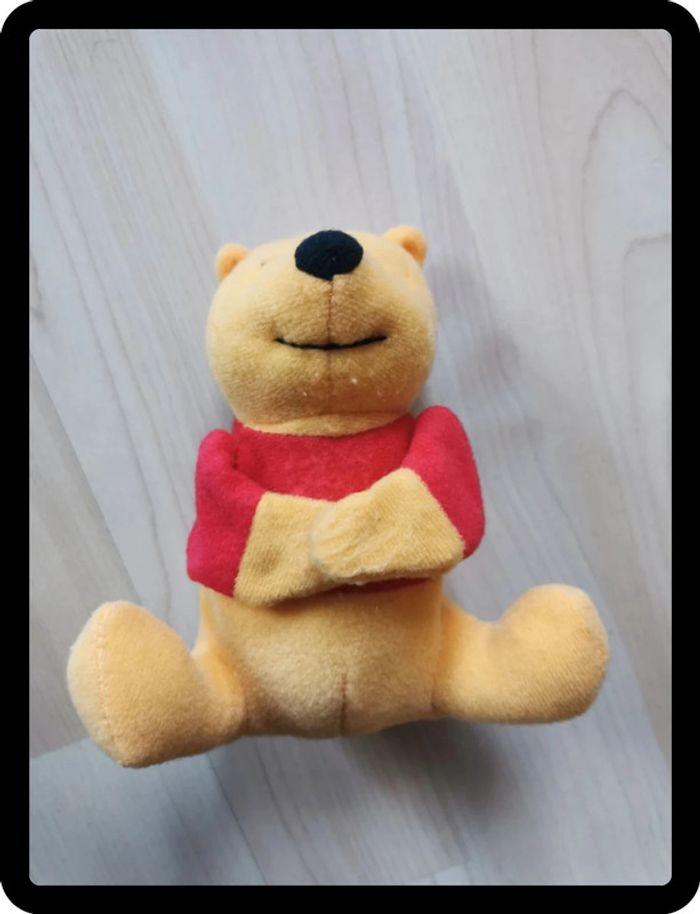 Peluche Winnie l'ourson - photo numéro 1