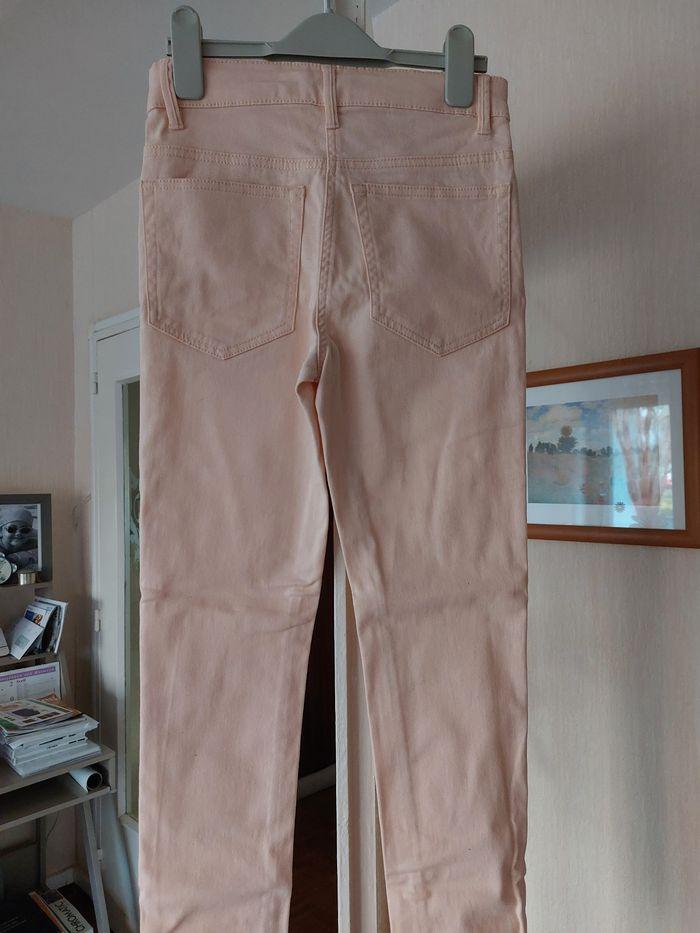 Pantalon saumon. T 12 ans. Kiabi. Très bon état. - photo numéro 2