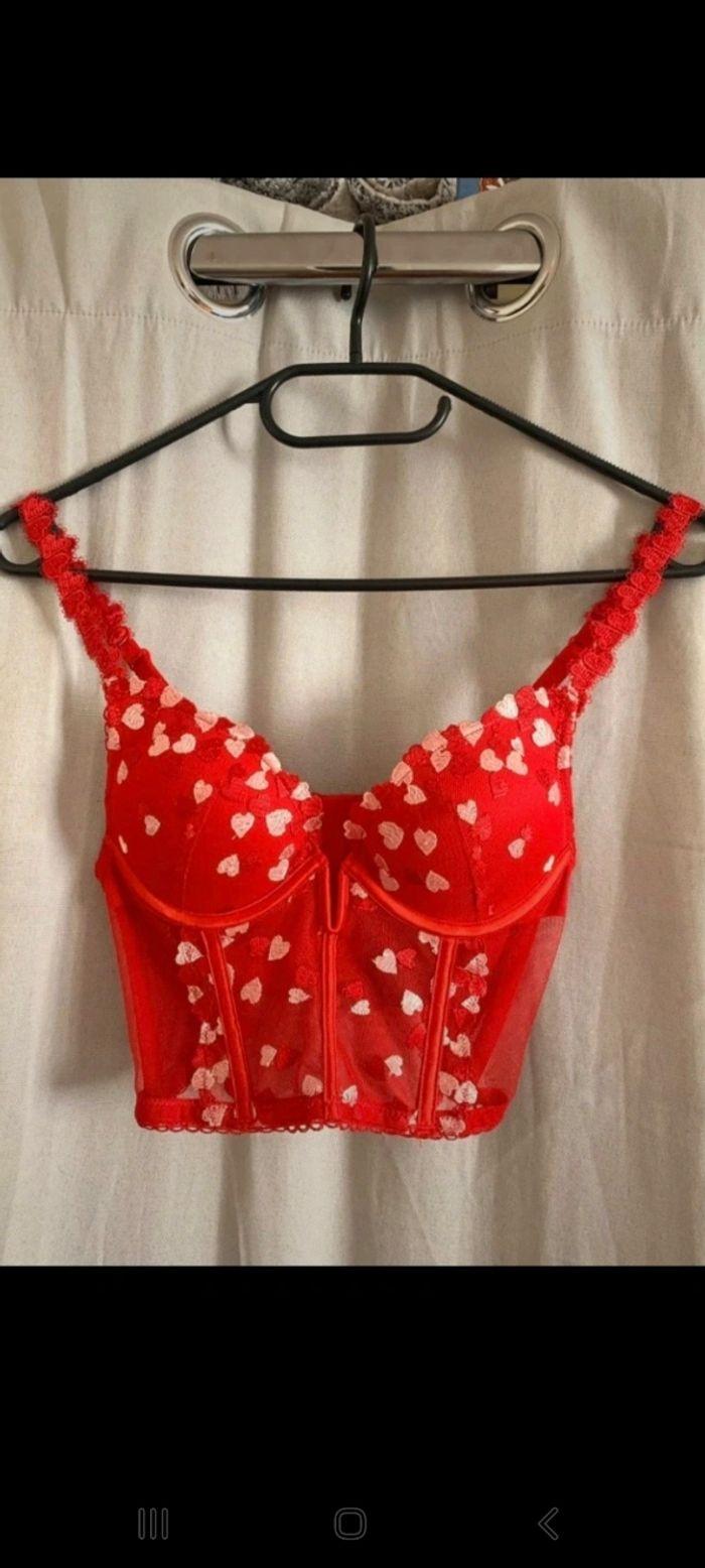 Top corset Saint Valentin rouge Primark - photo numéro 1