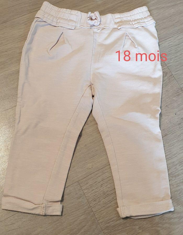 Lot de 12 vêtements fille 18 mois - photo numéro 1