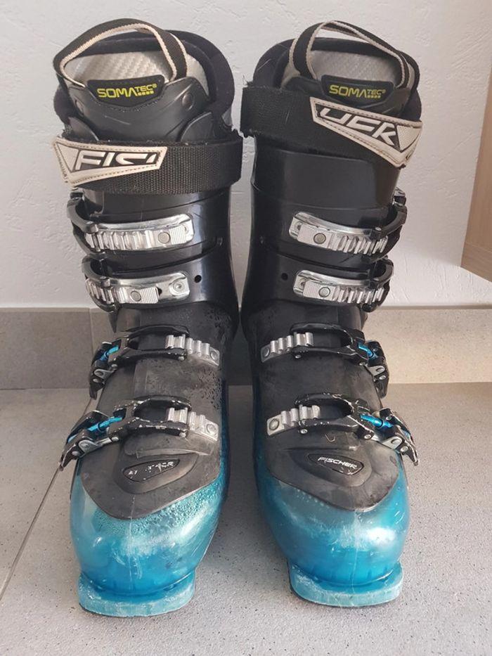 Chaussures de ski Fisher 27.5 correspondant à un 42.5 - photo numéro 2