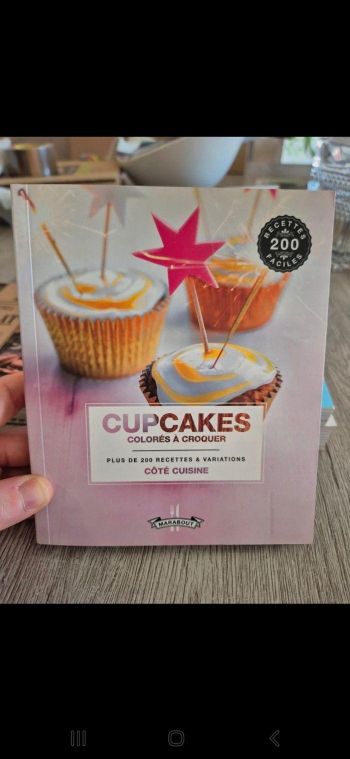 Livre cupcakes - photo numéro 1