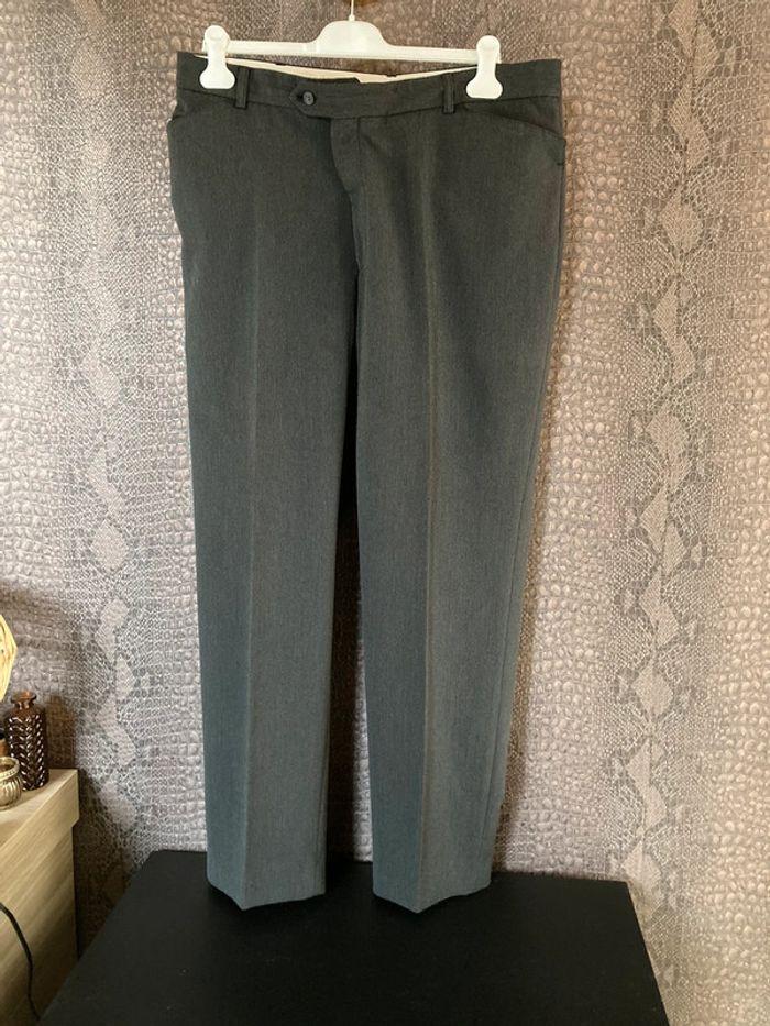 Pantalon à pinces de costume gris foncé Captain - photo numéro 1