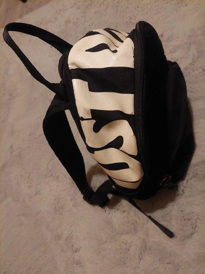 Sac à dos nike - photo numéro 3