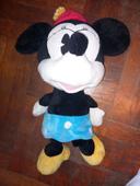 Peluche disney de 55cm de haut