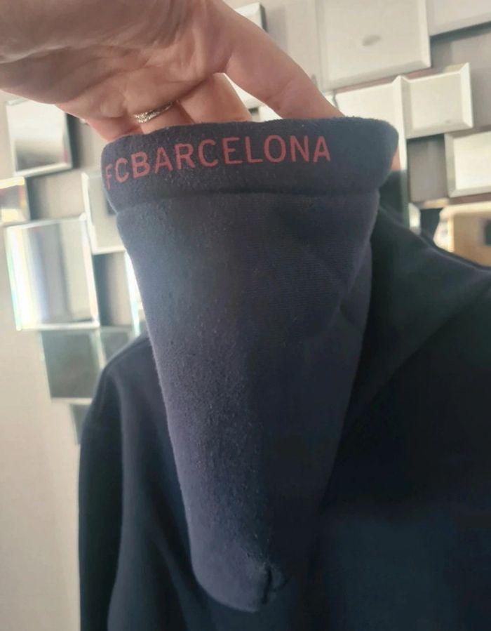 Sweat à capuche FC Barcelone 16 ans - photo numéro 6