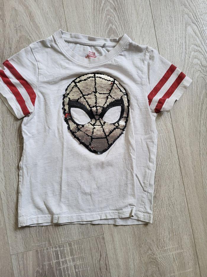 Tee-shirt spiderman - photo numéro 1