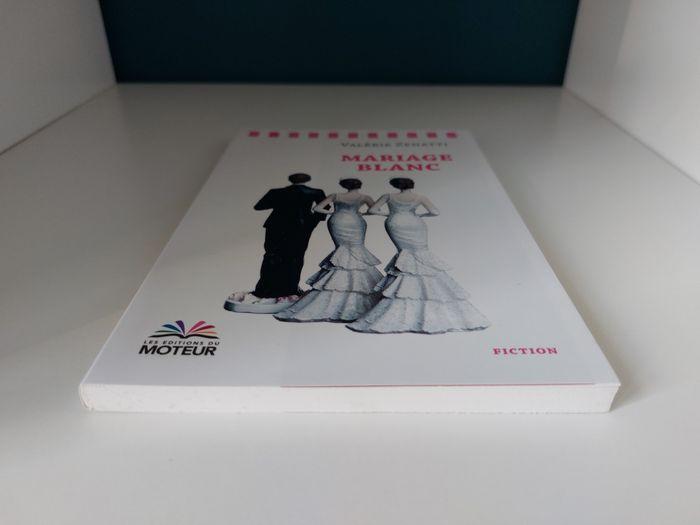 Livre "Mariage blanc" Valérie Zenatti - photo numéro 4