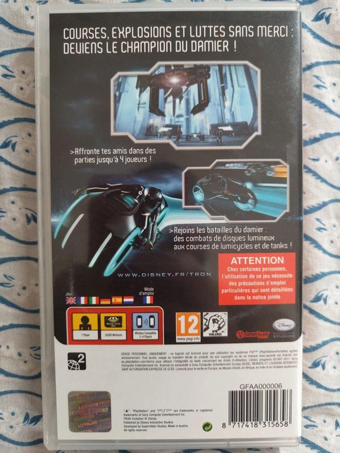 Tron Évolution PSP - photo numéro 2