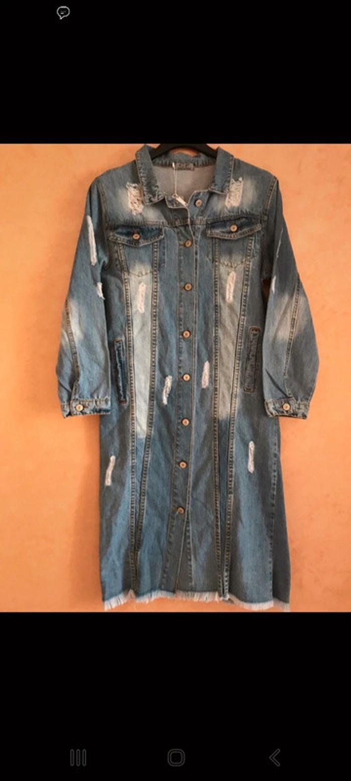 Veste en jean ou robe t 38 - photo numéro 1