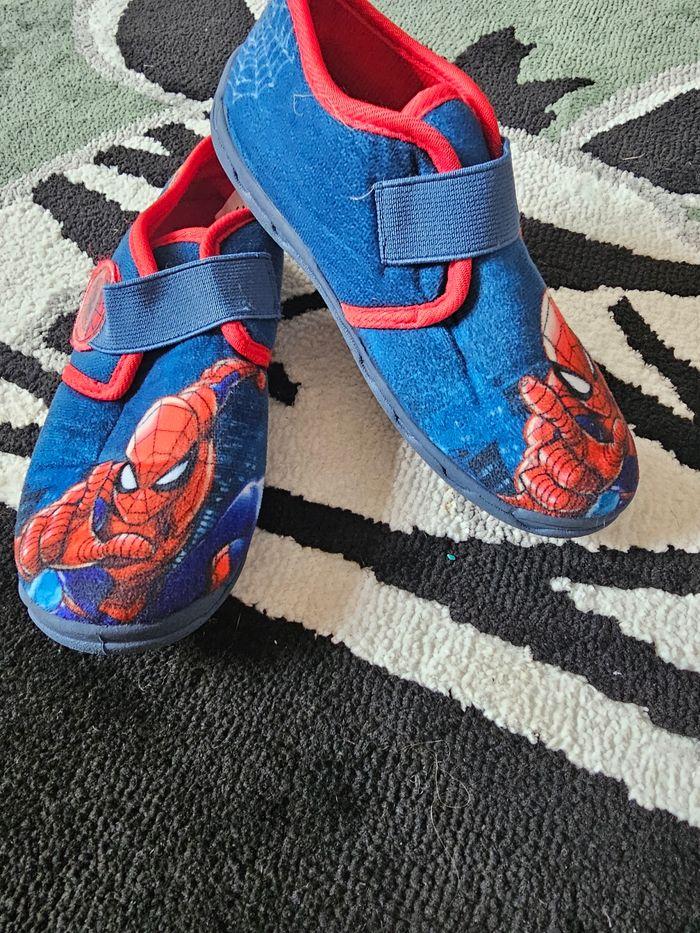 Chaussons marvel - photo numéro 1