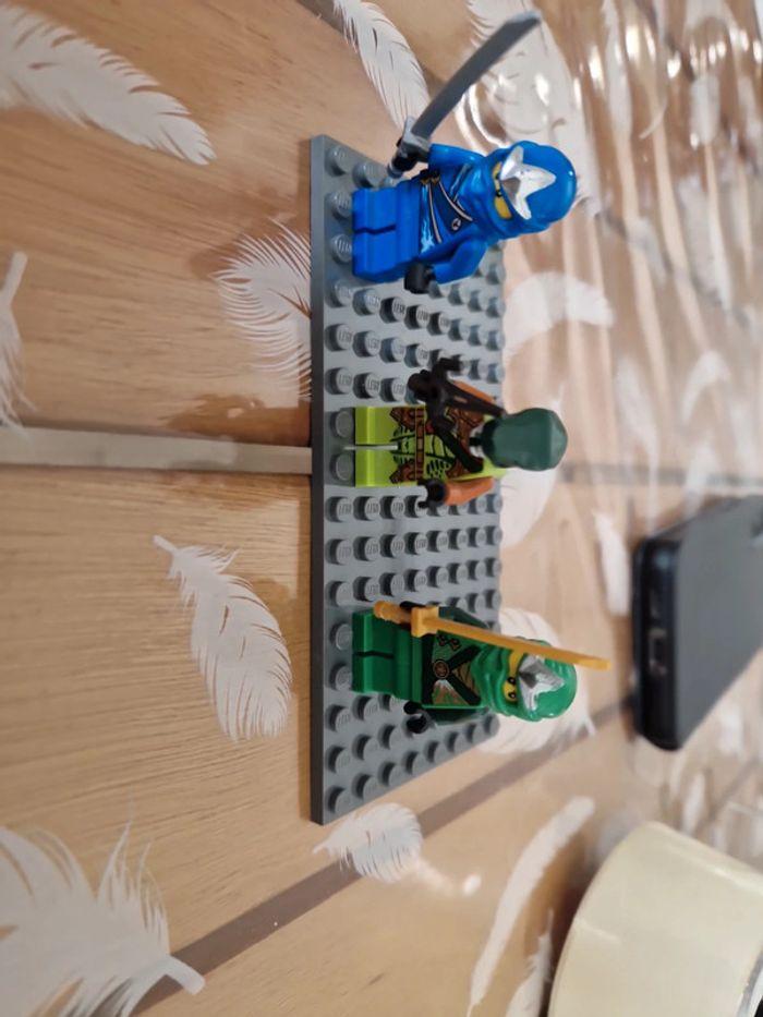 Lot figurine lego Ninjago - photo numéro 1