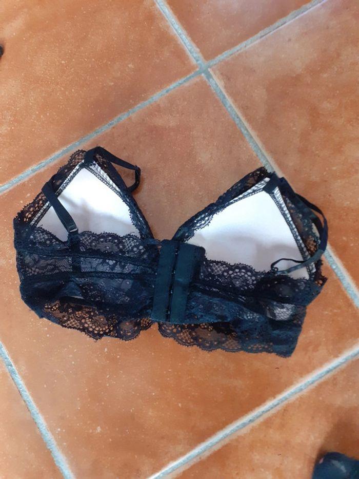 Soutien-gorge  S/ M neuf - photo numéro 4