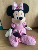 Peluche Minnie Mouse grand format 70cm