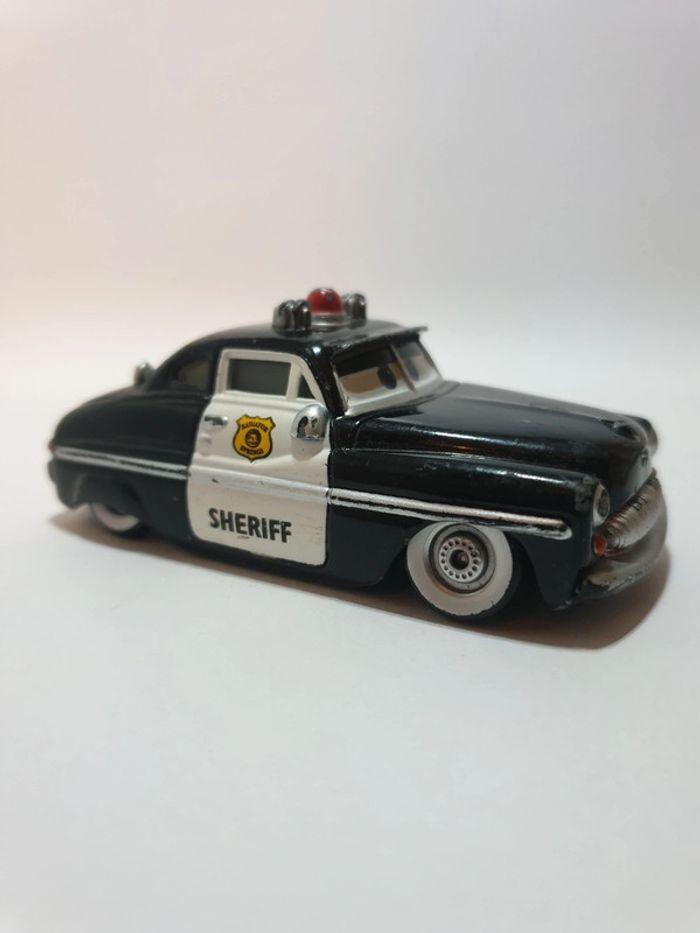 Mattel Voiture Cars Disney/Pixar Sheriff en métal - 1/55 - photo numéro 4