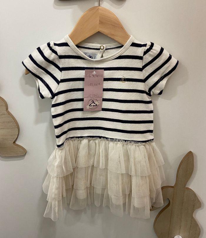 Robe PETIT BATEAU très bon état 15€ 12 mois