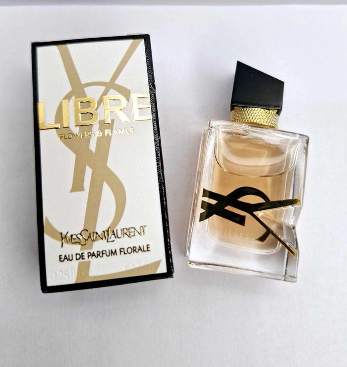 miniature de parfum Flowers and Flames Yves Saint Laurent - photo numéro 2