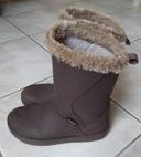 Bottes fourrées crocs taille 36.