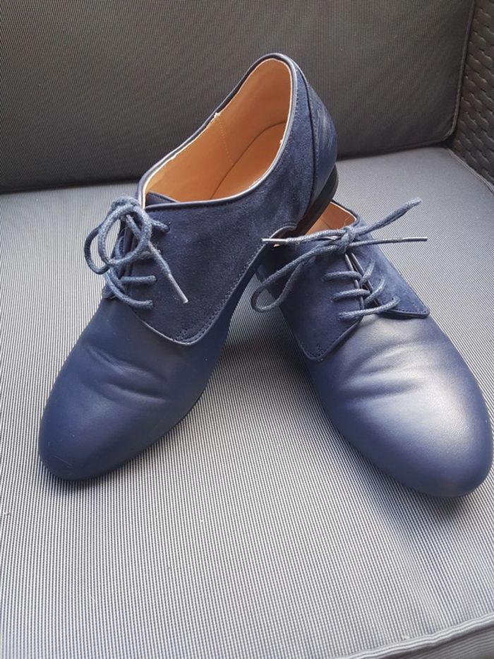 Derbies bleu