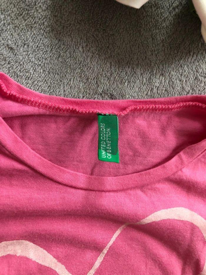 Tee shirt rose Benetton 3 ans - photo numéro 2