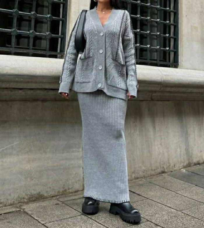 Ensemble pull jupe gris neuf avec etiquette - photo numéro 4