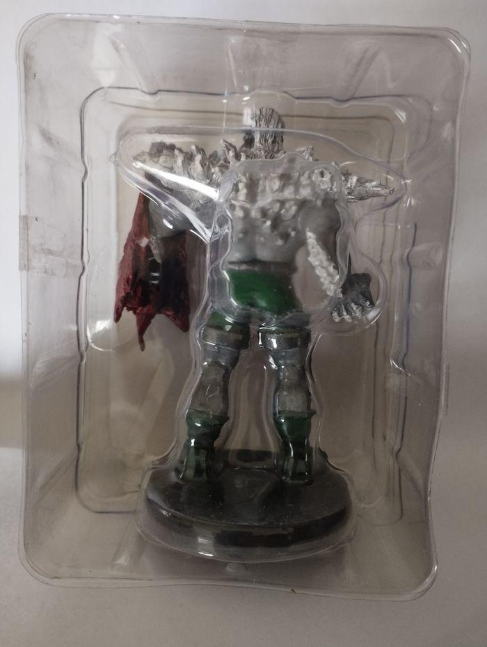 Figurine DC comics Doomsday hors série en plomb - photo numéro 3