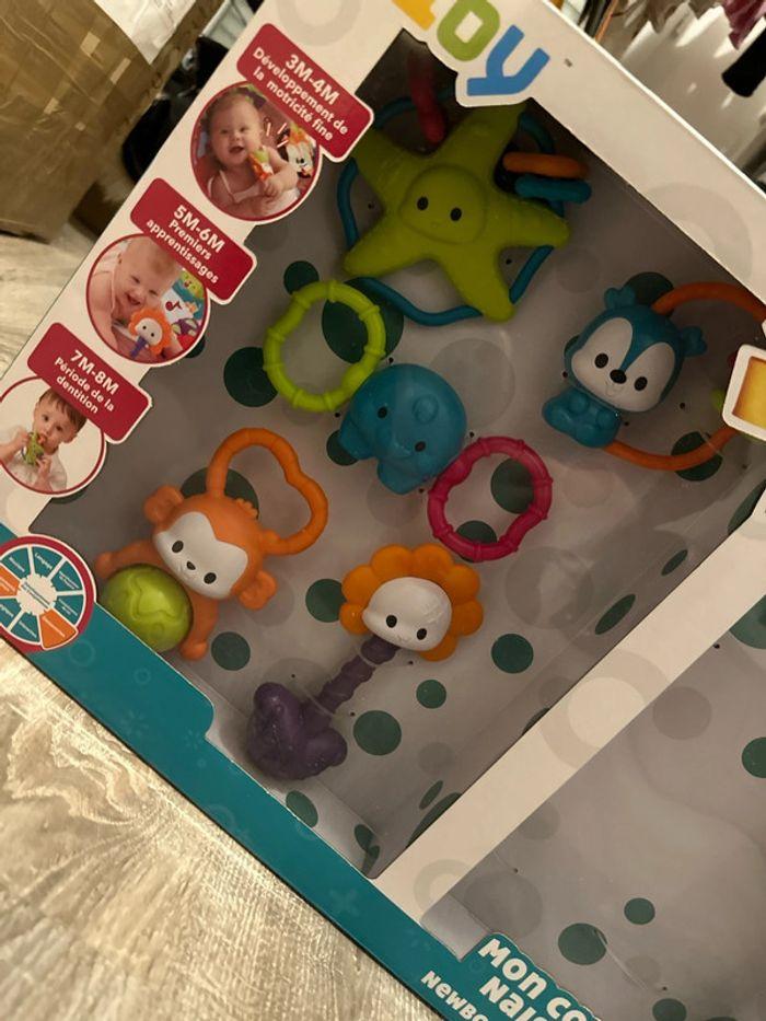 Mes premiers jouets bébé Auby - photo numéro 4