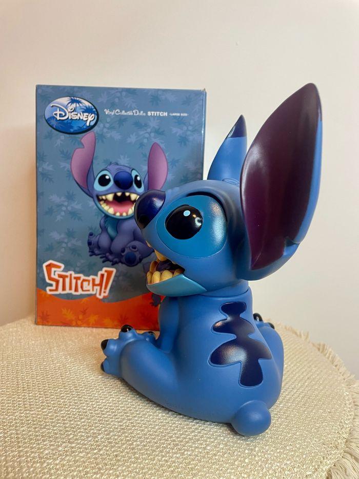 Tirelire figurine Disney Stitch en PVC - photo numéro 5