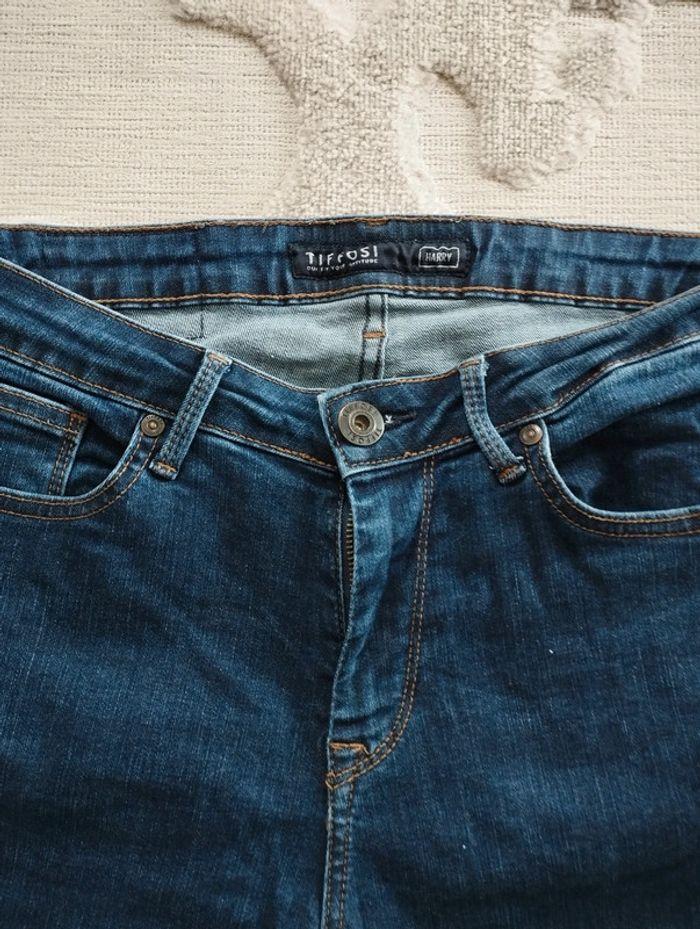 Jeans tiffosi en très  bon état - photo numéro 3