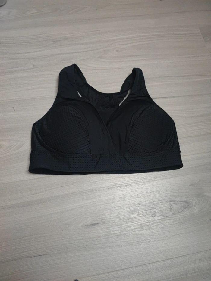 Brassière de sport - photo numéro 1