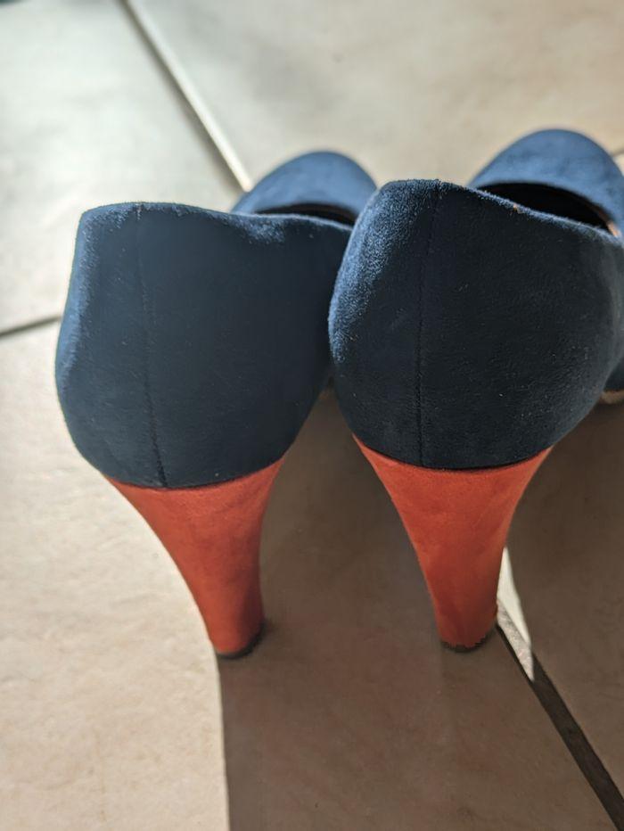 1 paire de chaussures à talon 40 bleu et orange - femme - photo numéro 3