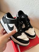 Basket / sneakers Nike Dunk Low noir et blanche taille 39