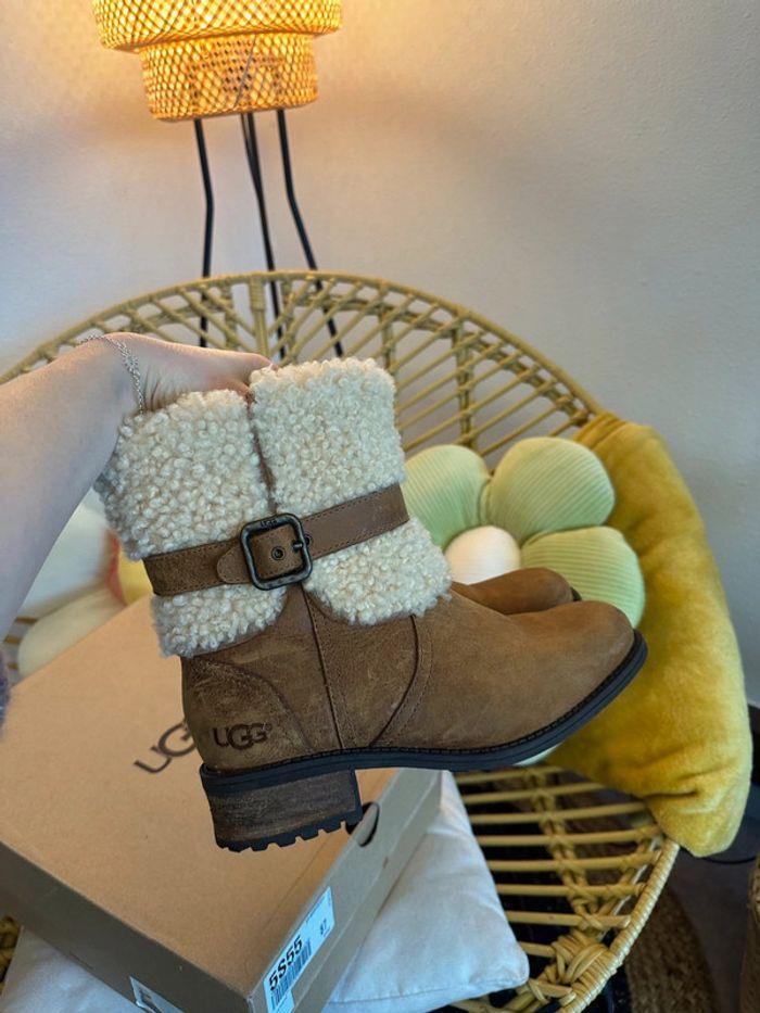 Bottes UGG Camel en fausse fourrure taille 36 - photo numéro 7