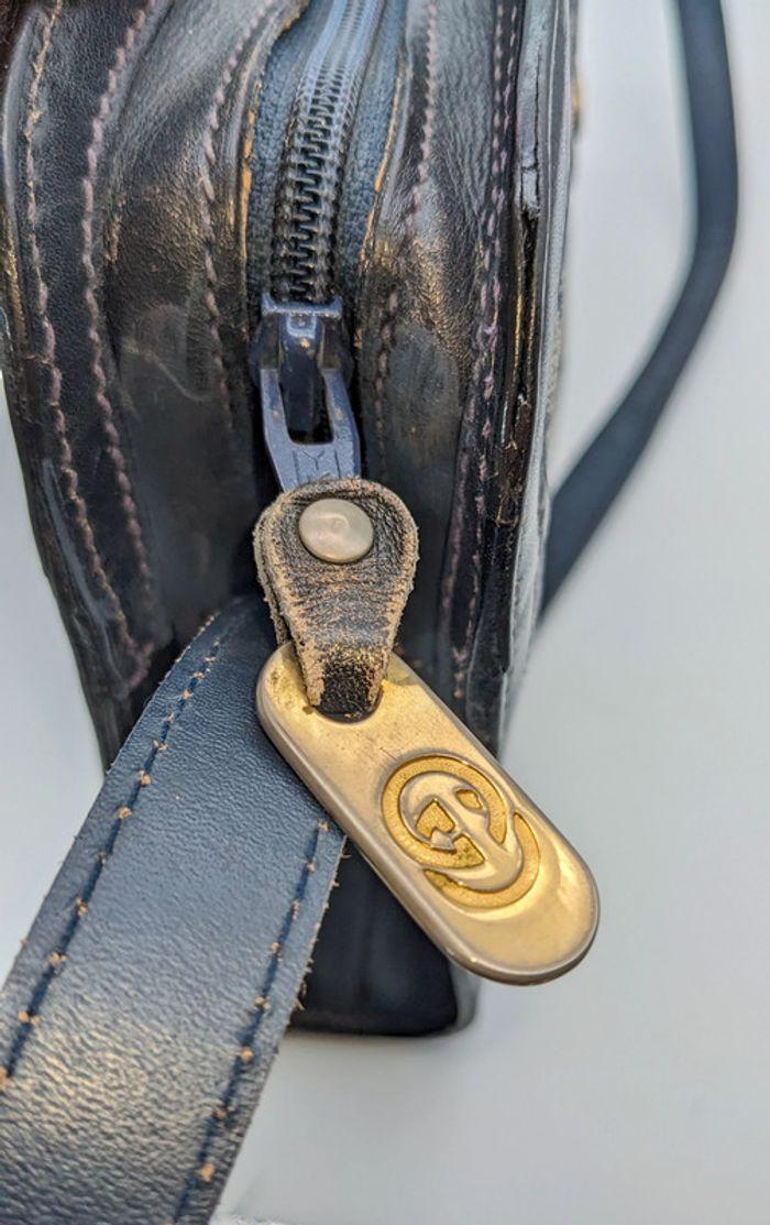 Sac vintage Gucci porté épaule ou bandoulière Monogramme cuir bleu et tissu - photo numéro 6