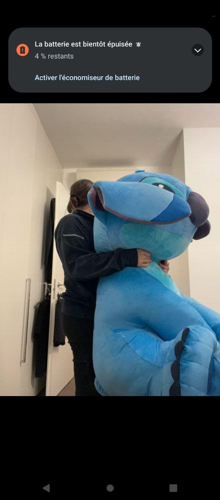 Géante peluche Stitch xxl taille 1m20 fait du son - photo numéro 1