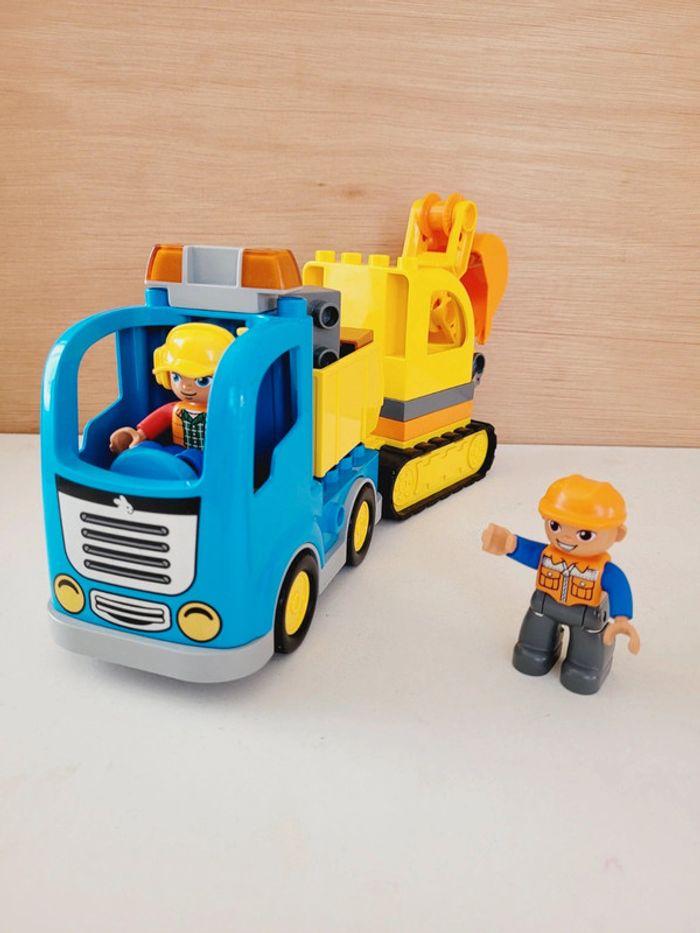 Lego duplo Le camion et la pelleteuse

10812 - photo numéro 12