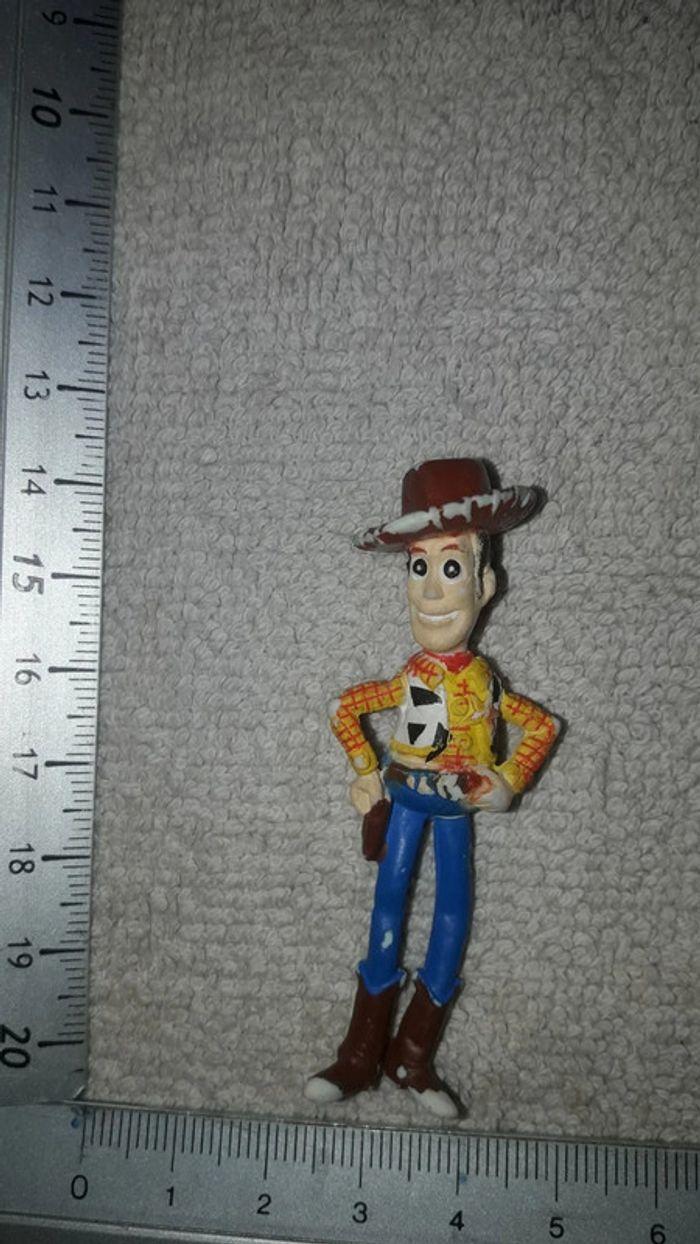 Figurine Woody Toy Story - photo numéro 1