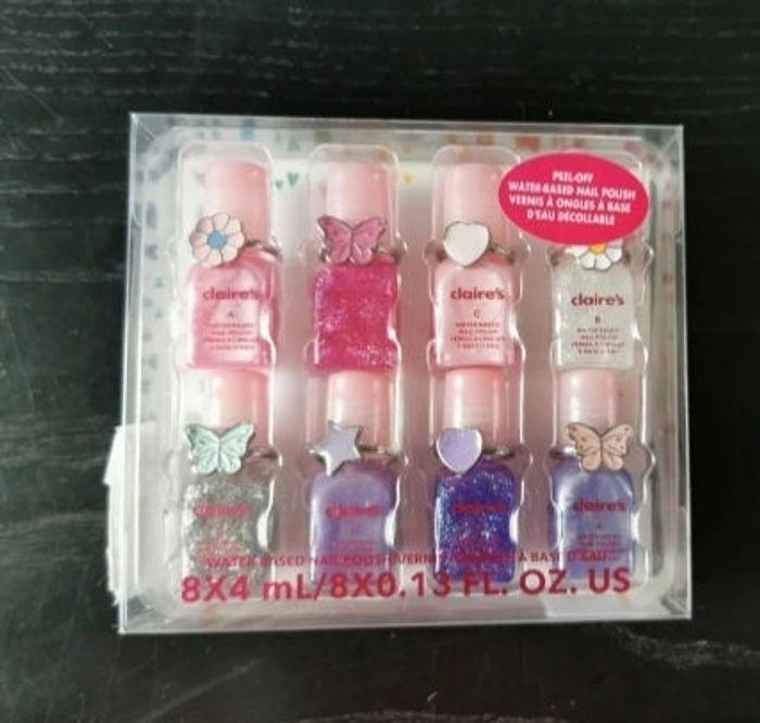 Vernis claire's avec bagues assorties - photo numéro 1