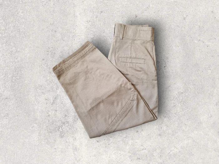 Pantalon COS beige jambes larges détails de couture neuf taille XS ou 34 - photo numéro 1