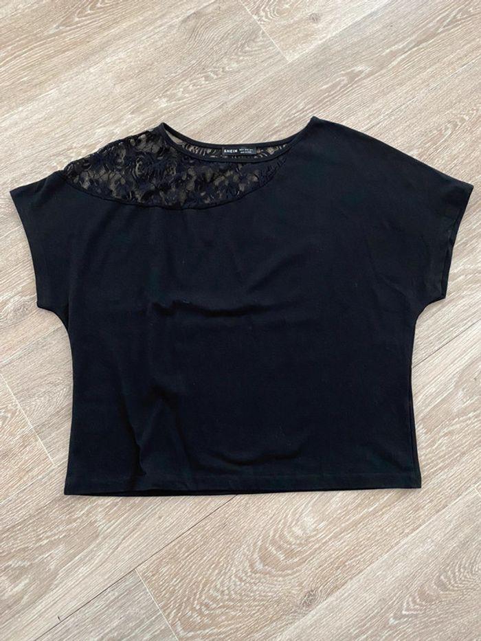 T-shirt avec dentelle - Taille 36 - SHEIN - photo numéro 1