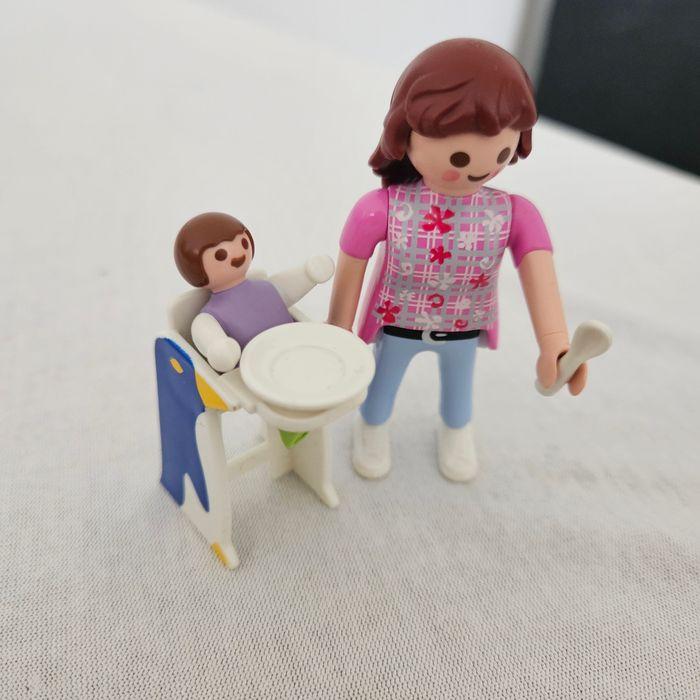 Playmobil bébé et sa maman - photo numéro 1