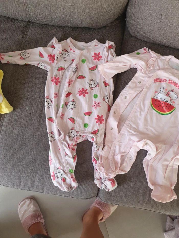 Lot deux pyjama bébé filles - photo numéro 1