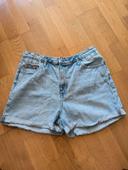 Très beau short Kiabi 42/44