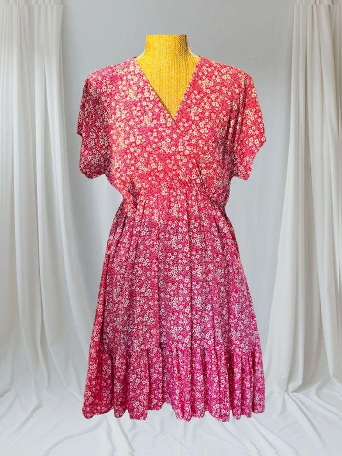 Belle robe midi rose et fleur blanche TU 36/42 - photo numéro 1